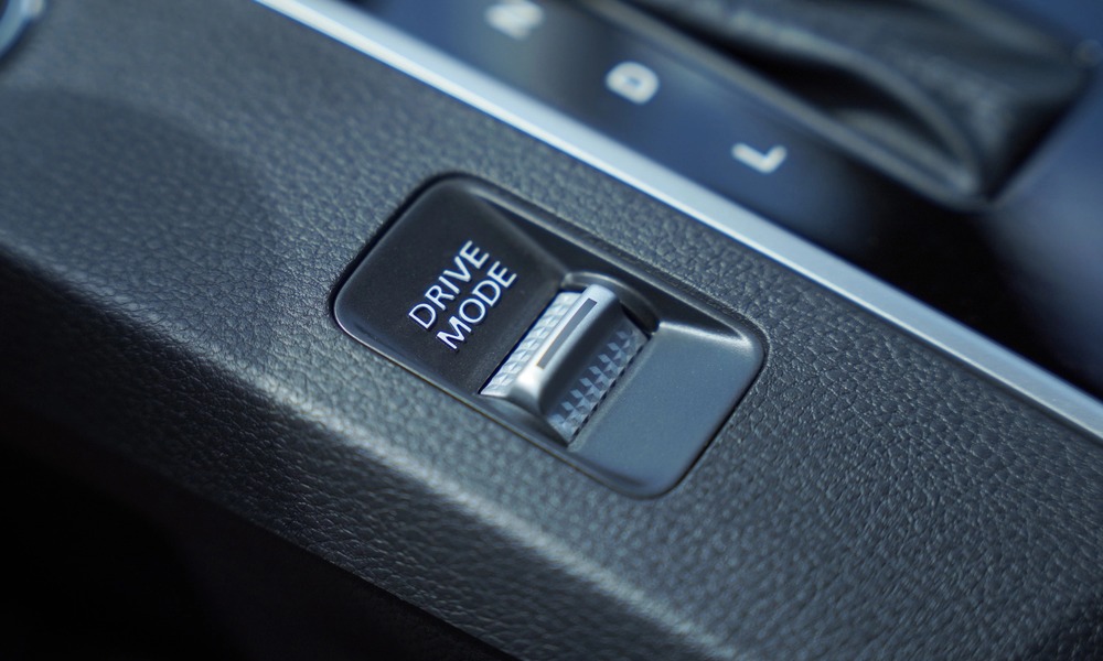 Nút Drive Mode chọn chế độ lái trên Mitsubishi New Xforce